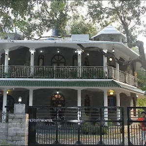 **** Hotel Stone Castle India